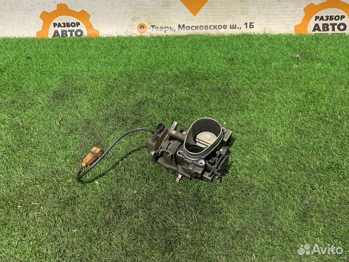 Дроссельная заслонка Volkswagen Passat B3 9A