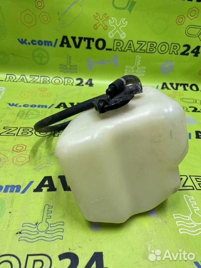 Расширительный бачок Camry ACV30 2az-fe 2004 г.,46