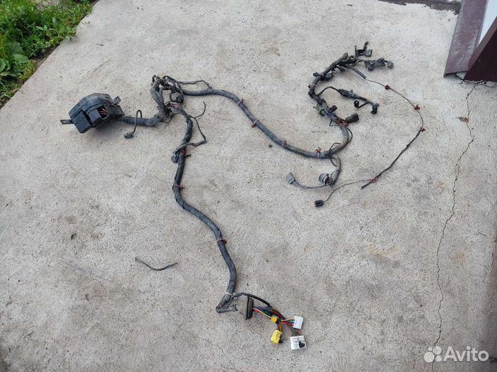 Hyundai Accent проводка подкапотная