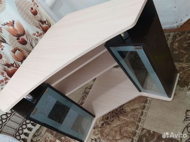 Угловая TV тумба,комод