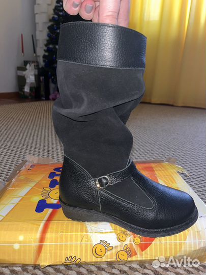 Тотта сапожки 30 рр