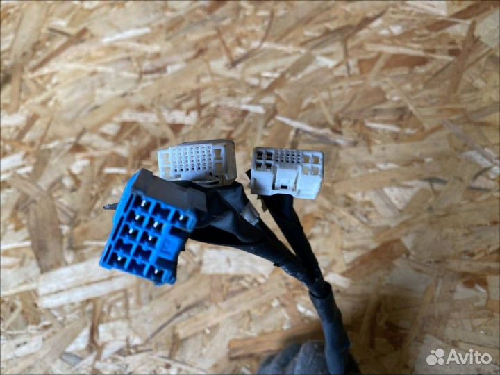 Электропроводка передней левой двери