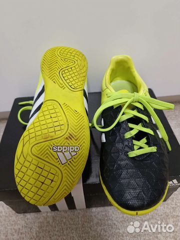 Футбольные бутсы adidas 31р