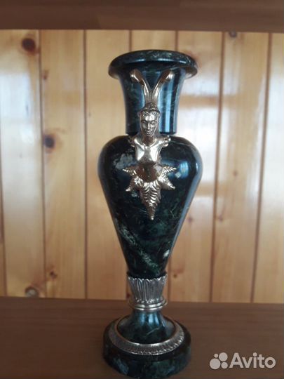 Ваза декоративная