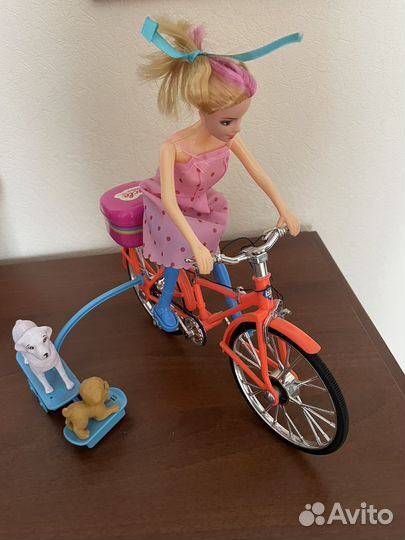 Кукла барби