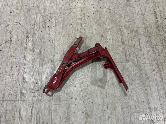 Петля крышки багажника левая Opel Astra H