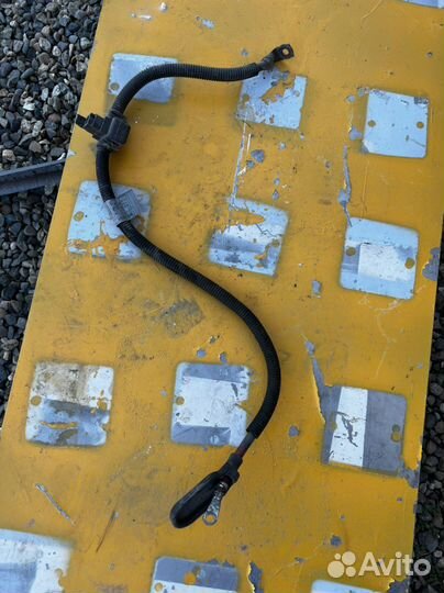 Плюсовой провод bmw e39