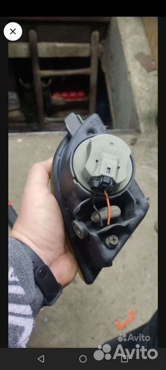 Противотуманная фара Nissan primera p12