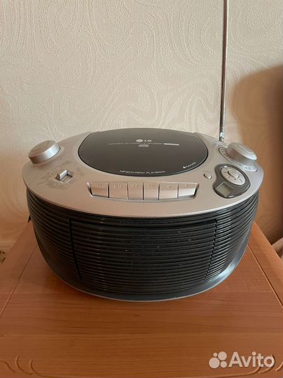LG portable CD cassette recorder lpcm150