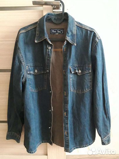 Джинсовая рубашка
