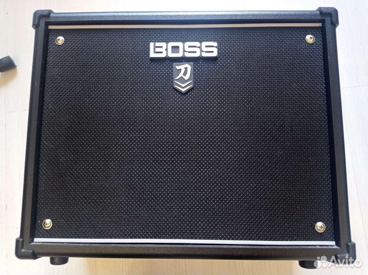 Гитарный комбоусилитель boss katana-50 mkii