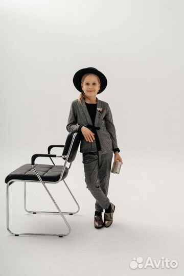 Костюм тройка на девочку 128