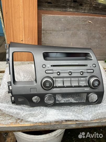 Радиоприемник штатный honda civic