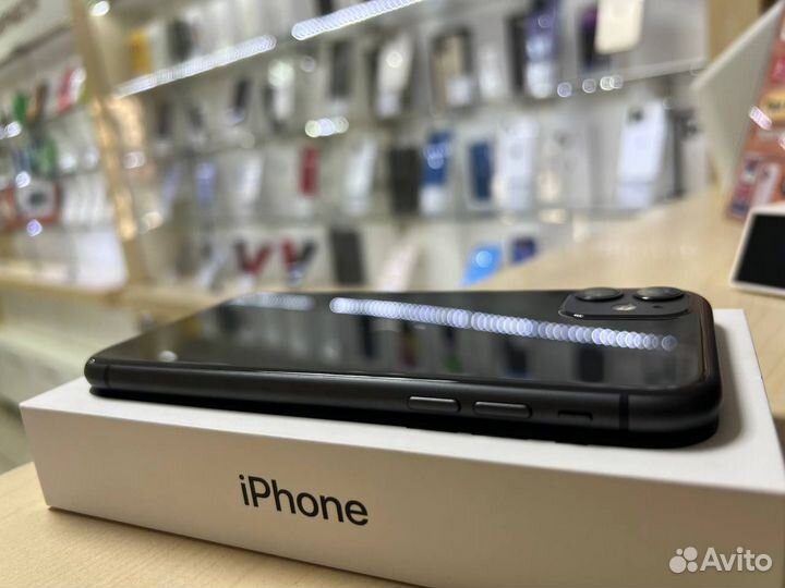 iPhone 11, 128 ГБ
