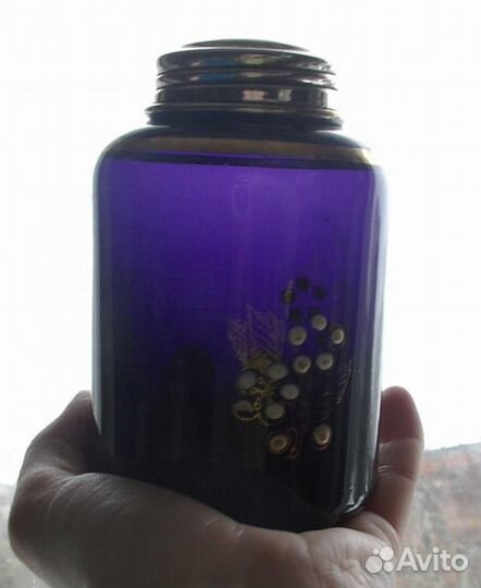 Чайница тёмно-синего стекла с цветами и другие