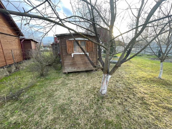 Дача 17 м² на участке 6 сот.