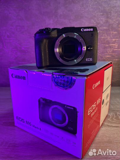 Беззеркальная камера Canon EOS M6 Mark II