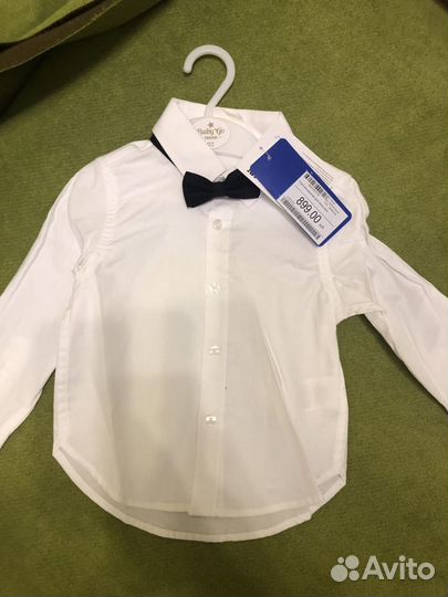 Новая праздн. рубашка с бабочкой д.мал р.92