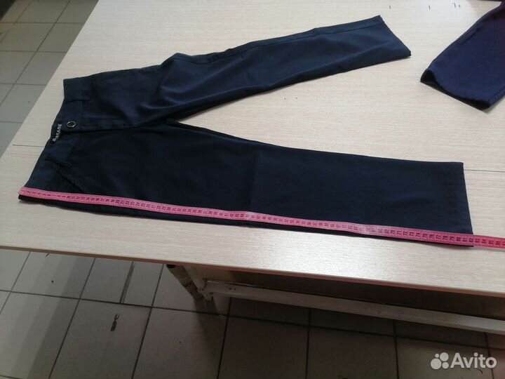 Брюки школьные для мальчика 146 синие