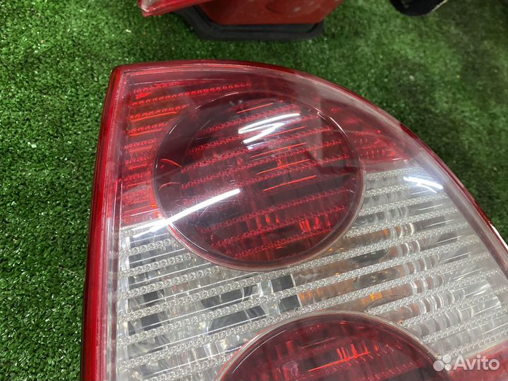 Задний правый фонарь vw passat b5
