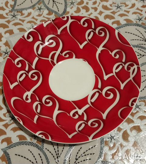 Чайные чашки с блюдцами