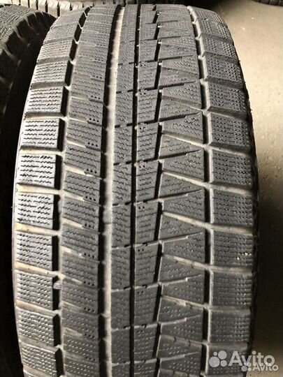 Bridgestone Blizzak Revo GZ 215/55 R17