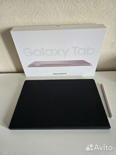 Samsung galaxy tab S7 FE 128 Гб с клавиатурой