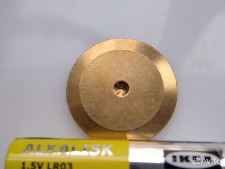 Подставки под шипы для аппаратуры