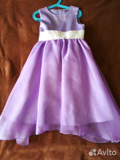 Платье нарядное