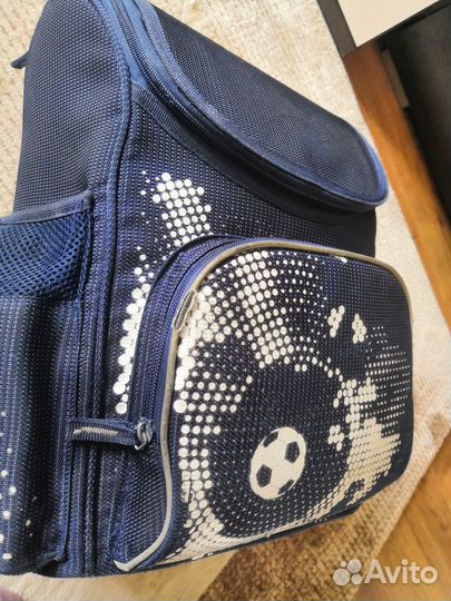 Продам школьный рюкзак