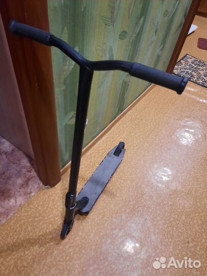 Самокат трюковой