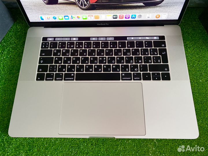 Macbook Pro 15 2016 i7 16gb Отличное состояние