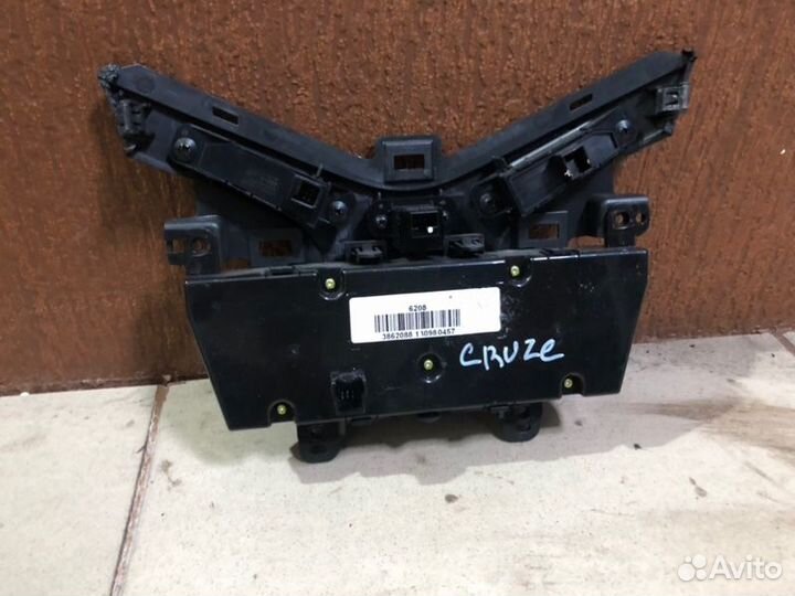 Блок климата Chevrolet Cruze J300 F16D3 2013