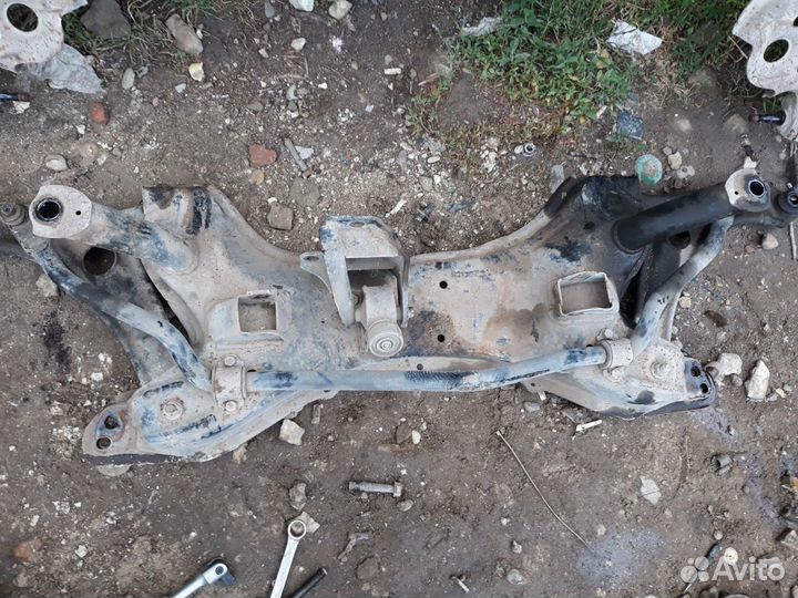 Подрамник(балка подмоторная) Faw Vita авторазбор