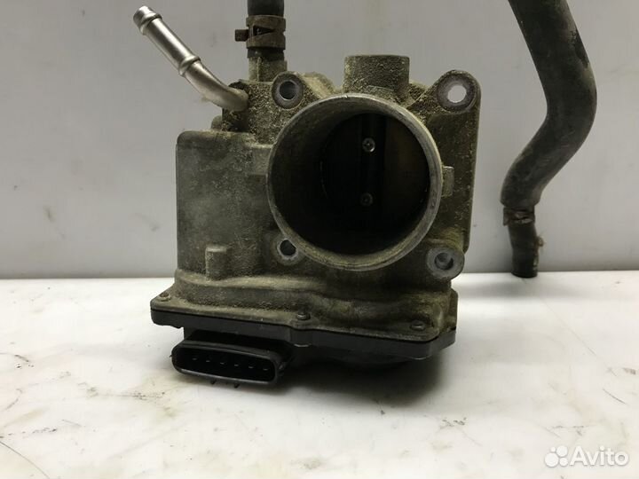 Заслонка дроссельная Toyota Avensis 1,6 3zzfe