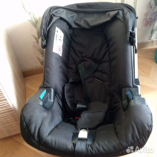 Коляска автолюлька