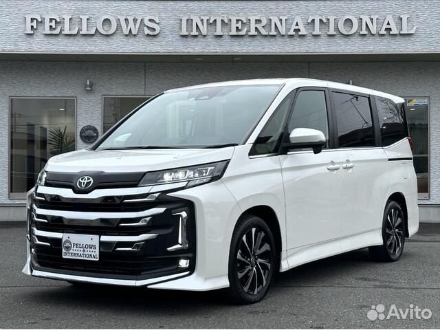 Toyota Noah 2.0 CVT, 2022, 45 900 км