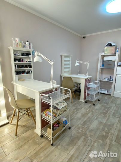 Аренда рабочего места мастеру маникюра