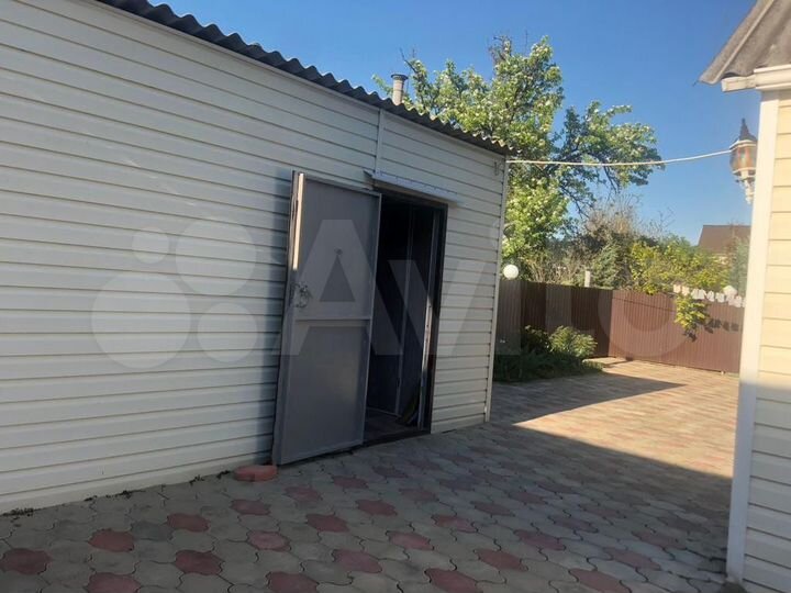 Дом 64 м² на участке 9,5 сот.