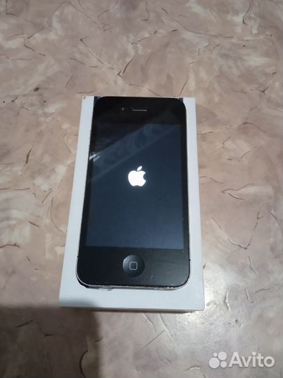 iPhone 4S, 16 ГБ