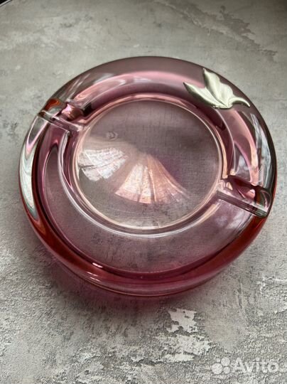 Пепельница с серебряной аппликацией