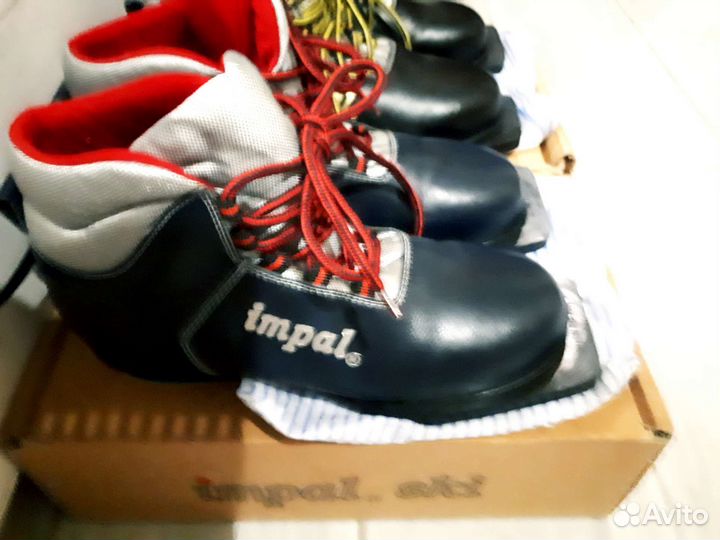 Лыжные ботинки