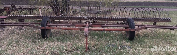 С/Х оборудование (грабли, культиватор)