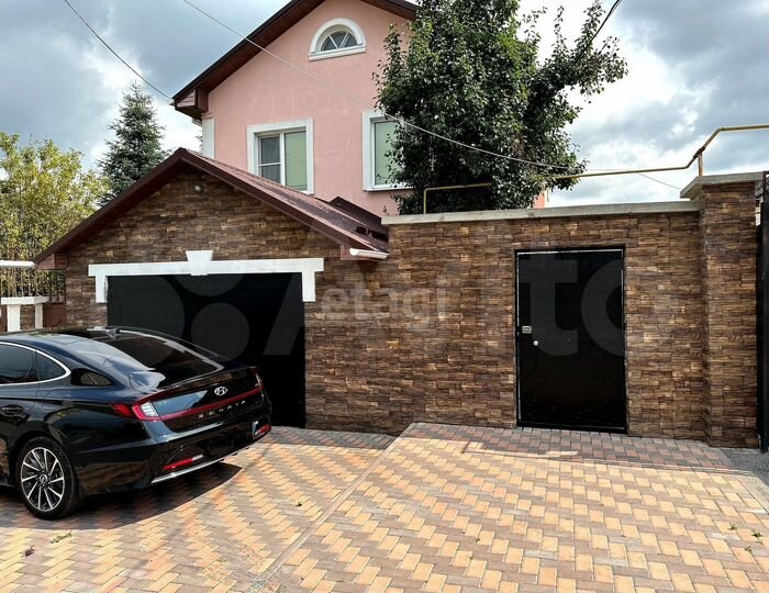 Дом 114,7 м² на участке 7,1 сот.