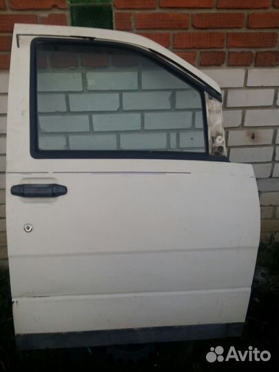 Двери Ford Aerostar