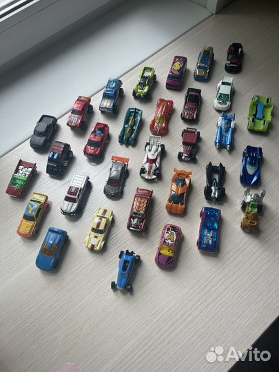 Машинки hotwheels