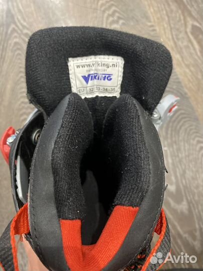 Горнолыжный шлем и коньки