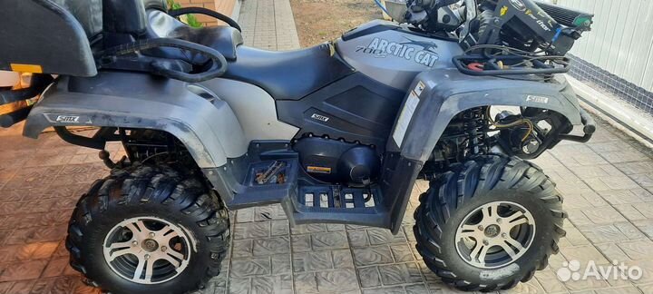 Квадроцикл arctic cat TRV 700