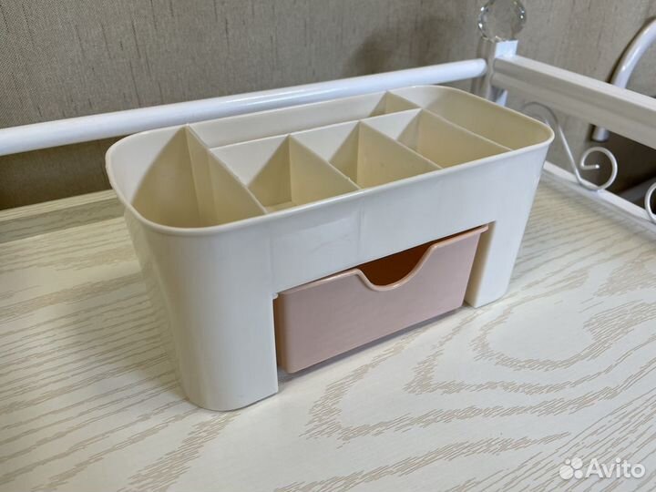 Органайзер мастера маникюра