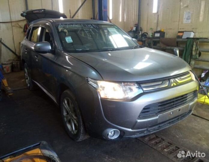 Защита двигателя передняя Mitsubishi Outlander